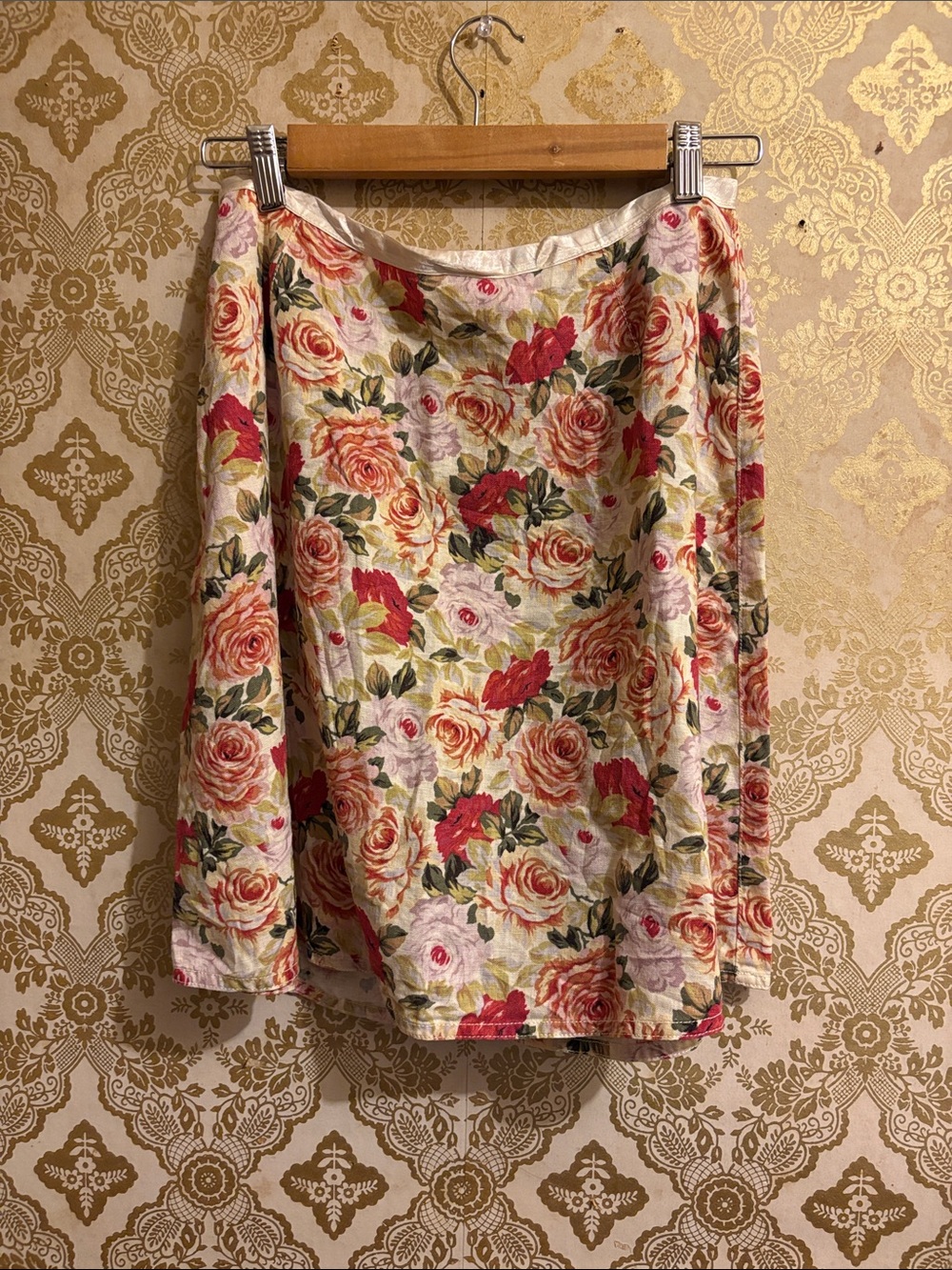 Liz Claiborne Floral A-Line Skirt in Cream, Pink & Red